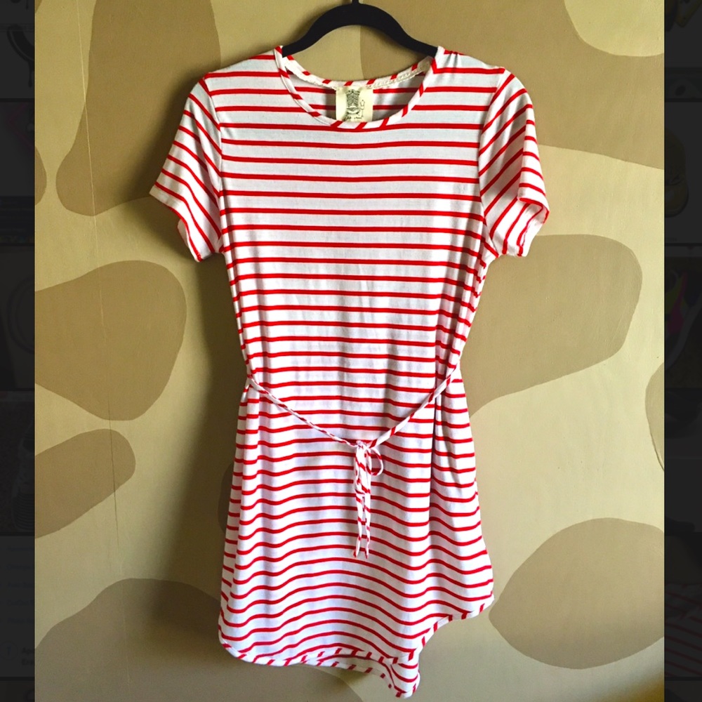 Kiki’s Closet - Short Sleeve Tunic Dress with tie belt - Women’s US Size M